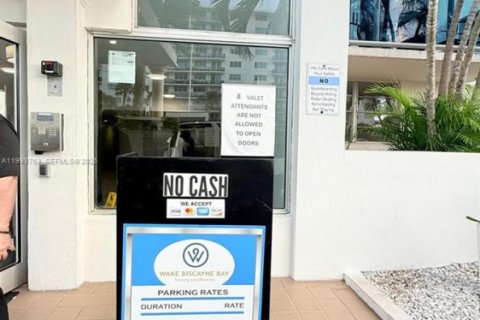 Copropriété à vendre à North Bay Village, Floride: 1 chambre, 76.64 m2 № 2065945 - photo 7