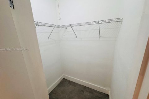 Condominio en venta en Miami Beach, Florida, 35.3 m2 № 2251071 - foto 8