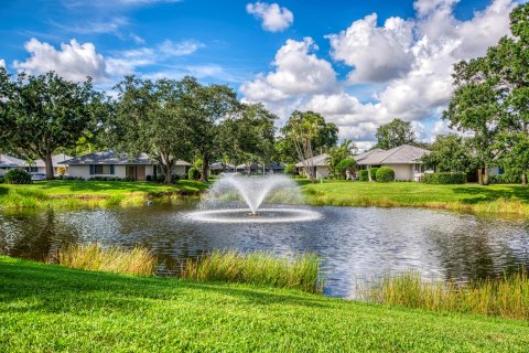 Touwnhouse à vendre à Palm Beach Gardens, Floride: 2 chambres, 105.44 m2 № 2411997 - photo 20