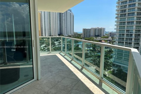 Condo in Sunny Isles Beach, Florida, 3 bedrooms  № 1726240 - photo 8