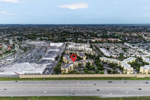 Condo in Miami, Florida, 2 bedrooms № 2171864 - photo 26
