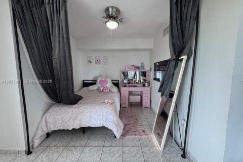 Condo in Miami, Florida, 2 bedrooms № 2171864 - photo 7