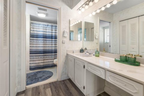 Condo in Atlantis, Florida, 2 bedrooms № 2265410 - photo 20