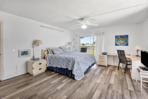 Condo in Atlantis, Florida, 2 bedrooms № 2265410 - photo 17
