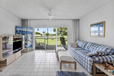Condo in Atlantis, Florida, 2 bedrooms № 2265410 - photo 13