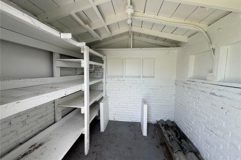 Снять в аренду виллу или дом в Форт-Лодердейл, Флорида 4 спальни, 110м2, № 2086016 - фото 23