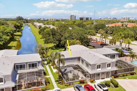 Townhouse in Palm Beach Gardens, Florida 4 bedrooms, 171.68 sq.m. № 2086715