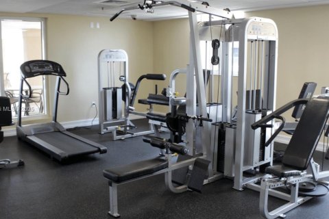 Купить кондоминиум в Майами, Флорида 1 спальня, 64.66м2, № 2035102 - фото 21