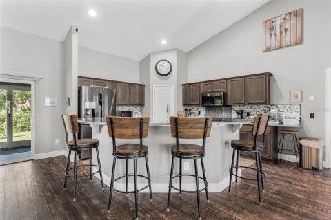 House in Lady Lake, Florida 3 bedrooms, 160.81 sq.m. № 1535150 - photo 8
