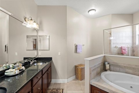 Villa ou maison à vendre à Mount Dora, Floride: 4 chambres, 274.99 m2 № 1846725 - photo 19