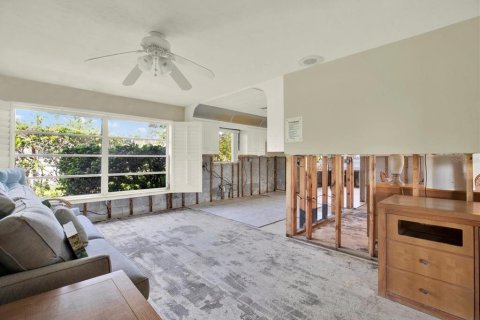 House in Largo, Florida 3 bedrooms, 144 sq.m. № 1876376 - photo 22
