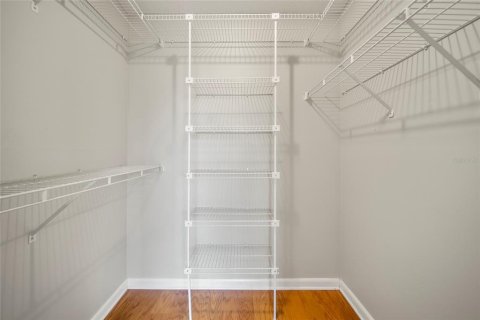 Снять в аренду кондоминиум в Тампа, Флорида 4 комнаты, 111.58м2, № 1673041 - фото 20