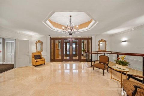 Снять в аренду кондоминиум в Тампа, Флорида 4 комнаты, 111.58м2, № 1673041 - фото 3