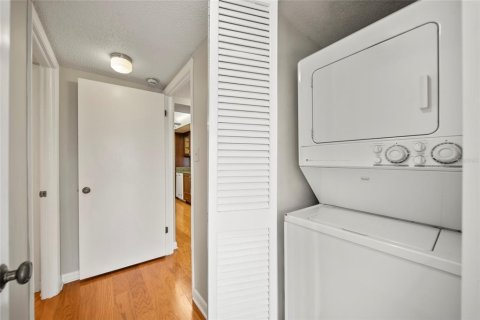 Снять в аренду кондоминиум в Тампа, Флорида 4 комнаты, 111.58м2, № 1673041 - фото 15