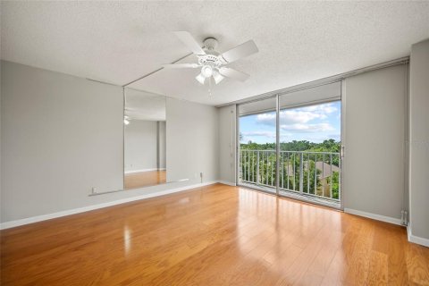 Снять в аренду кондоминиум в Тампа, Флорида 4 комнаты, 111.58м2, № 1673041 - фото 18