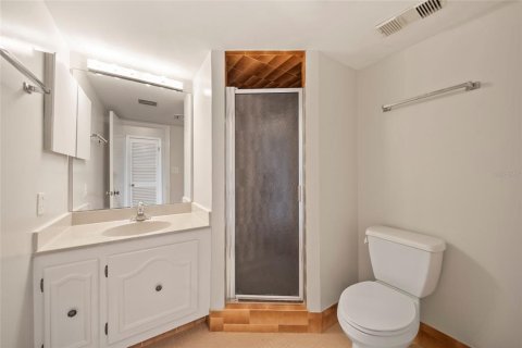 Снять в аренду кондоминиум в Тампа, Флорида 4 комнаты, 111.58м2, № 1673041 - фото 22