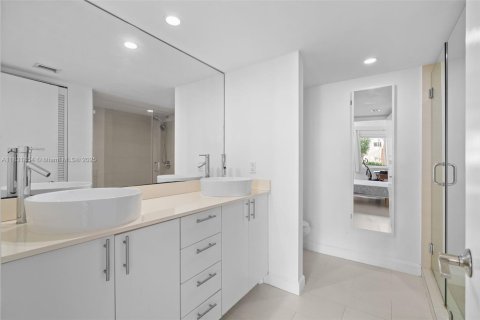 Купить кондоминиум в Ки-Бискейн, Флорида 3 спальни, 102.19м2, № 1934348 - фото 20