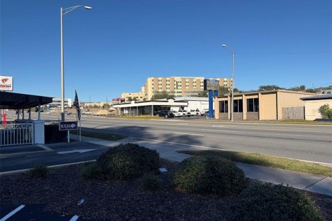 Immobilier commercial à louer à Ocala, Floride: 253.99 m2 № 2103967 - photo 13