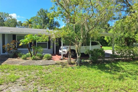 Villa ou maison à louer à Odessa, Floride: 3 chambres, 173.17 m2 № 2295035 - photo 2
