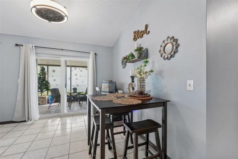 House in Tampa, Florida 3 bedrooms, 130.62 sq.m. № 2283953 - photo 21