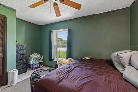 House in Tampa, Florida 3 bedrooms, 130.62 sq.m. № 2283953 - photo 27
