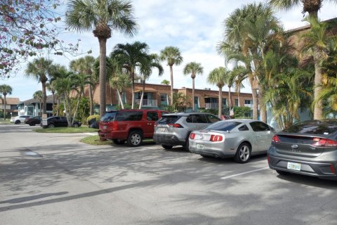 Copropriété à louer à Stuart, Floride: 2 chambres, 81.29 m2 № 2174176 - photo 24