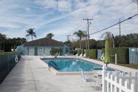 Copropriété à louer à Stuart, Floride: 2 chambres, 81.29 m2 № 2174176 - photo 10