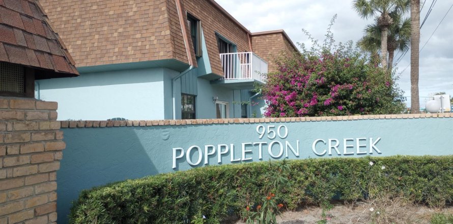 Condo à Stuart, Floride, 2 chambres  № 2174176