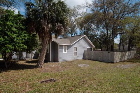 House in Gainesville, Florida 4 bedrooms, 168.62 sq.m. № 1542420 - photo 3