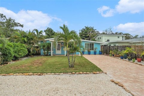 House in Palm Harbor, Florida 3 bedrooms, 98.1 sq.m. № 1907657 - photo 2
