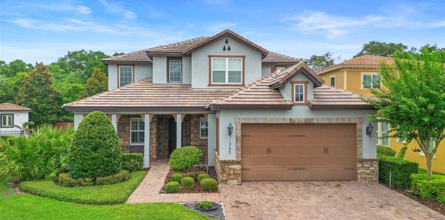 House in Lake Mary, Florida 4 bedrooms, 319.96 sq.m. № 1771985
