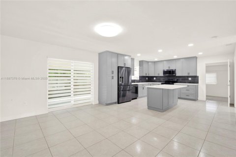 Villa ou maison à vendre à Homestead, Floride: 3 chambres, 147.99 m2 № 1948808 - photo 12
