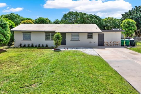 Villa ou maison à vendre à Homestead, Floride: 3 chambres, 147.99 m2 № 1948808 - photo 3