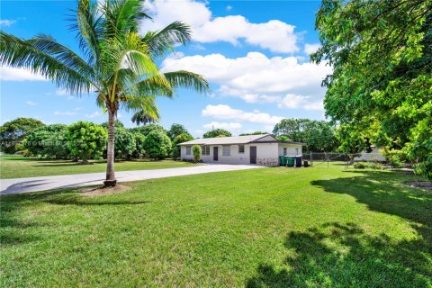 Villa ou maison à vendre à Homestead, Floride: 3 chambres, 147.99 m2 № 1948808 - photo 4