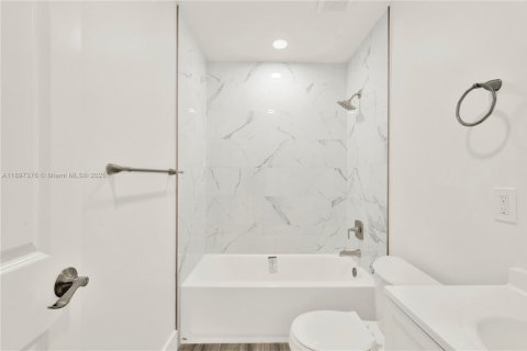 Villa ou maison à vendre à Homestead, Floride: 3 chambres, 147.99 m2 № 1948808 - photo 21
