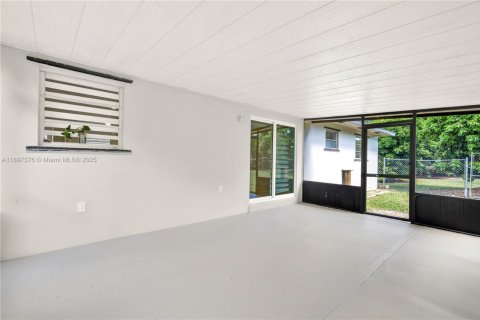 Villa ou maison à vendre à Homestead, Floride: 3 chambres, 147.99 m2 № 1948808 - photo 24