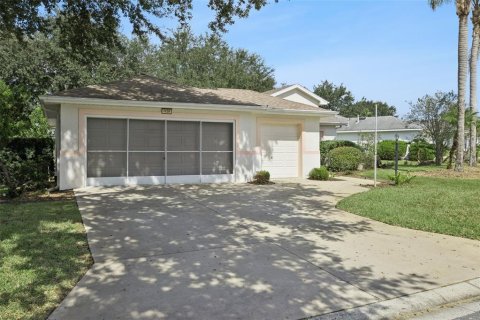 Villa ou maison à vendre à Leesburg, Floride: 3 chambres, 173.17 m2 № 2405461 - photo 2