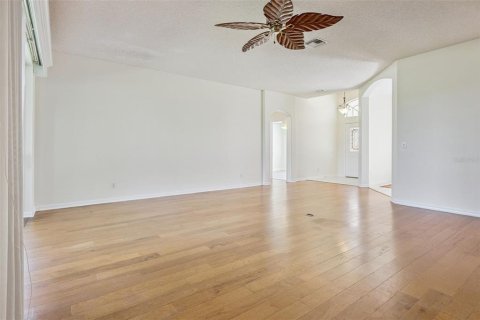 Villa ou maison à vendre à Leesburg, Floride: 3 chambres, 173.17 m2 № 2405461 - photo 8