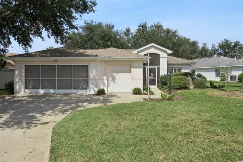 Villa ou maison à Leesburg, Floride 3 chambres, 173.17 m2 № 2405461