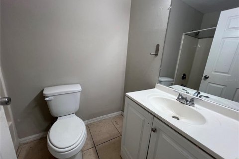 Commercial property in Lehigh Acres, Florida 4 bedrooms, 153.66 sq.m. № 1732533 - photo 9