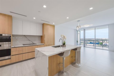 Condo in North Miami, Florida, 1 bedroom  № 2379978 - photo 28