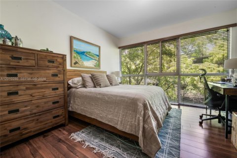 Condo in Miami, Florida, 3 bedrooms № 2075258 - photo 8