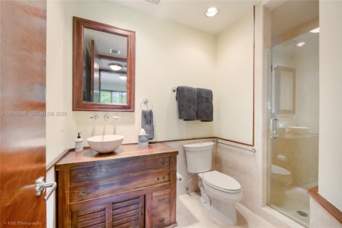 Condo in Miami, Florida, 3 bedrooms № 2075258 - photo 9