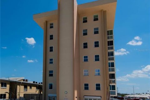 Condominio en venta en Venice, Florida, 2 dormitorios, 80.55 m2 № 1721444 - foto 24