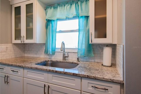 Condominio en venta en Venice, Florida, 2 dormitorios, 80.55 m2 № 1721444 - foto 10