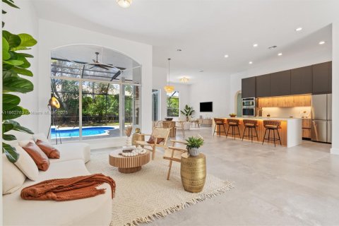 House in Lake Worth, Florida 3 bedrooms, 226.68 sq.m. № 1890364 - photo 4