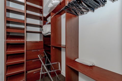Condominio en alquiler en Miami Beach, Florida, 2 dormitorios, 89.19 m2 № 1345534 - foto 21