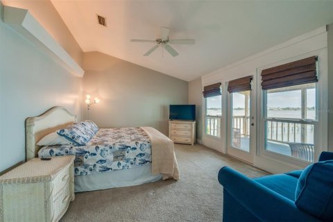 House in Daytona Beach, Florida 3 bedrooms, 175.03 sq.m. № 1858109 - photo 15