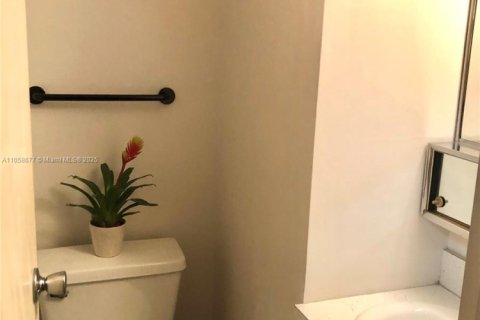 Copropriété à vendre à Fort Lauderdale, Floride: 1 chambre, 59.92 m2 № 1812225 - photo 13