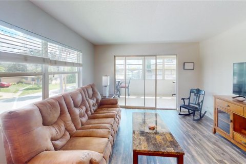 Condo in Avon Park, Florida, 2 bedrooms  № 1724253 - photo 30